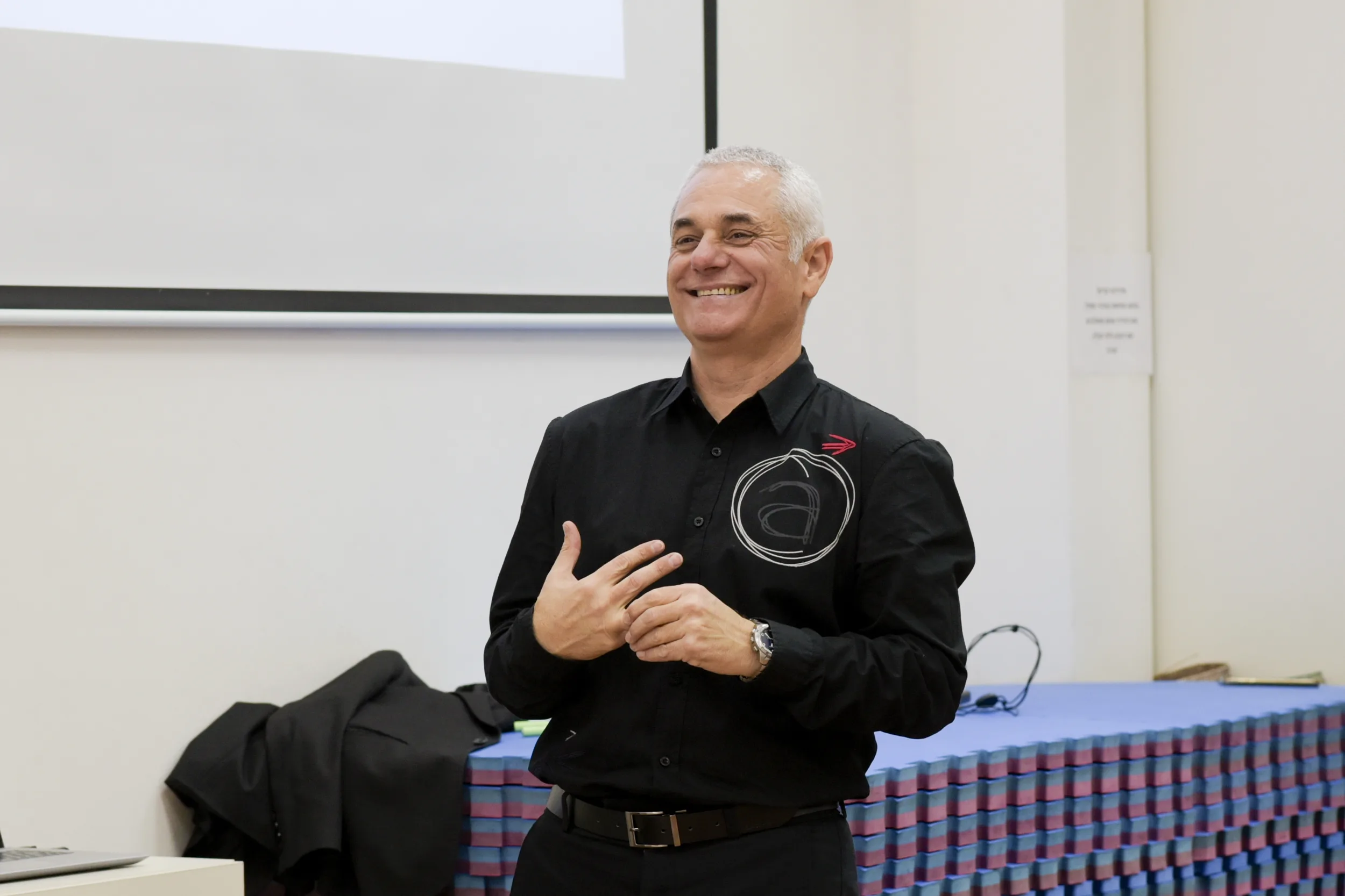 משא ומתן באנגלית: 12 מונחים ומשפטים לכל שלב בשיחה